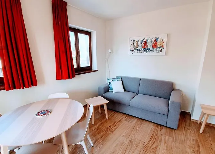 Apartman Modern Renovated Apartment 5 Min Walk To Beach Private Parking Poreč